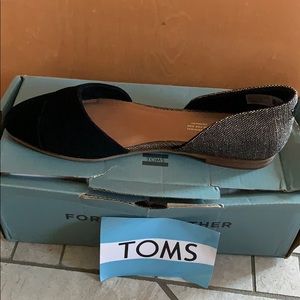 TOMS Shoes